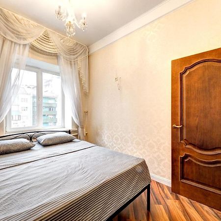 Apartments With 3 Rooms Near Palace Ukraine Київ Екстер'єр фото