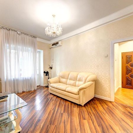 Apartments With 3 Rooms Near Palace Ukraine Київ Екстер'єр фото