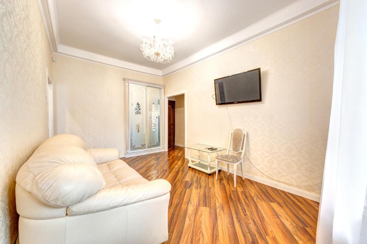 Apartments With 3 Rooms Near Palace Ukraine Київ Екстер'єр фото